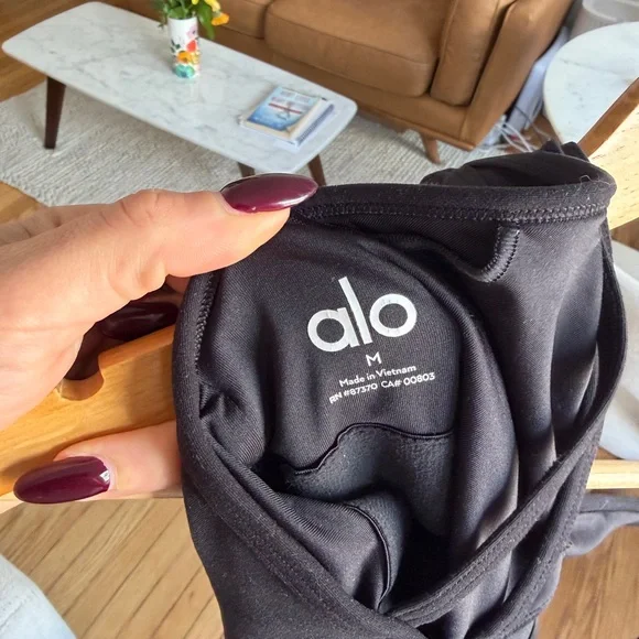 ALO Yoga Black Athletic Shorts - Picture 3 of 5